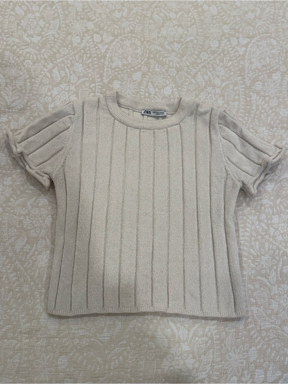 Zara Cream Lettuce Edge Sleeve Ribbed Knit Top S